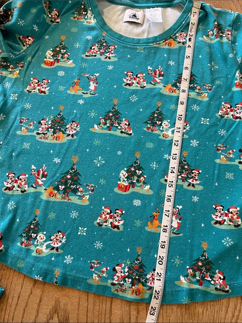 Women’s Disney Christmas Pajama Set Featuring Mickey Mouse and Friends! - Picture 5 of 6